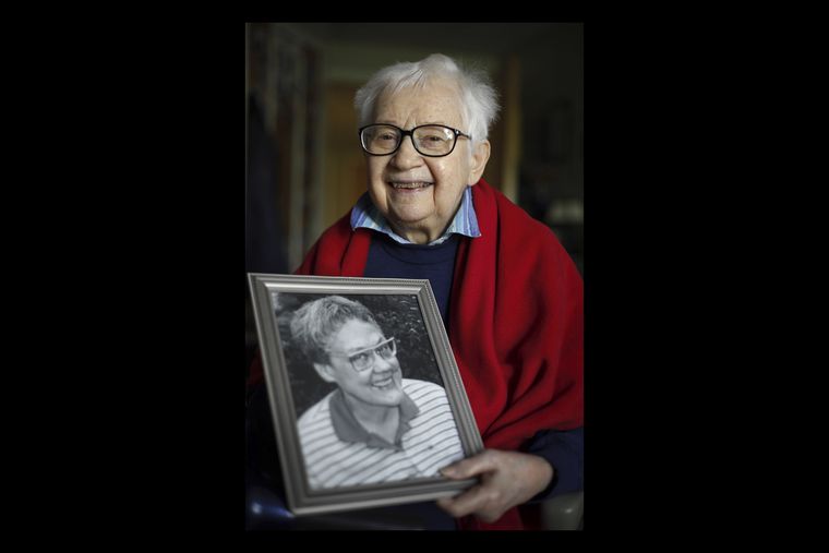 Kay Lahusen, nationally esteemed gay rights activist and photojournalist, dies at 91 – The Philadelphia Inquirer Kay Lahusen, nationally esteemed gay rights activist and photojournalist, dies at 91 – The Philadelphia Inquirer