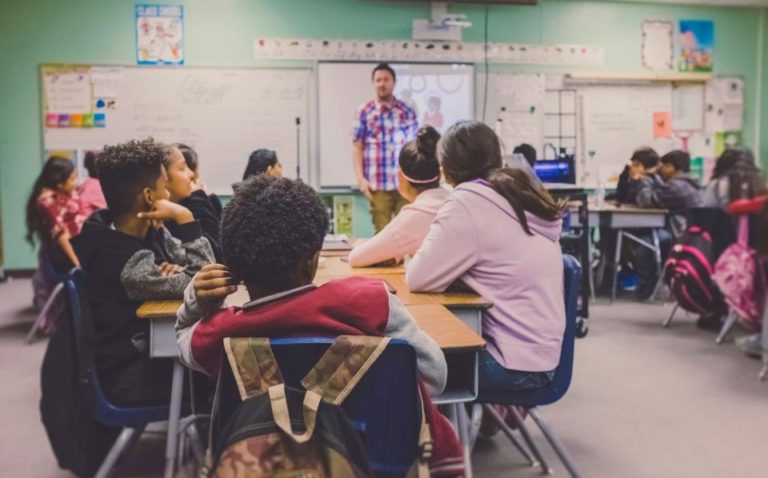 Missouri Christian school tells teachers to expel gay students or lose their jobs – Metro Weekly Missouri Christian school tells teachers to expel gay students or lose their jobs – Metro Weekly