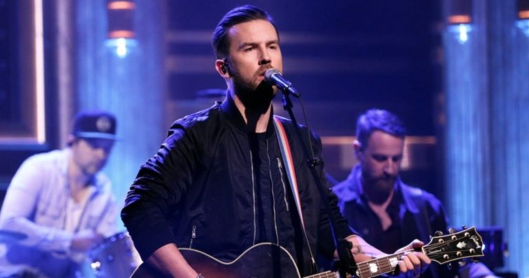 Tennessee Lawmakers Block Measure to Honor Gay Country Star TJ Osborne – PopCulture.com Tennessee Lawmakers Block Measure to Honor Gay Country Star TJ Osborne – PopCulture.com